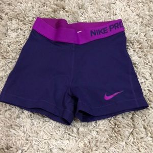 NIKE SPANX SHORTS